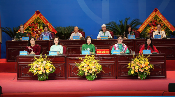 Phụ nữ Hà Nội tiên phong chuyển đổi số và phát triển toàn diện