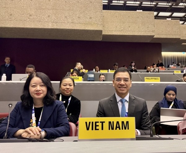 COP11 khẳng định ưu tiên bảo vệ giới trẻ trước “nạn dịch” thuốc lá mới