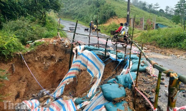 Quảng Trị: Tỉnh lộ 587 xuống cấp nghiêm trọng